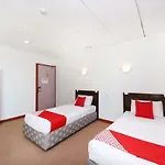Oyo 699 Plaza Hotel
