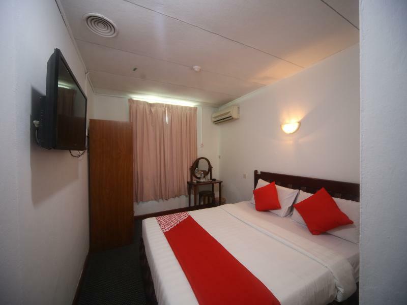 Hotel Oyo 699 Plaza