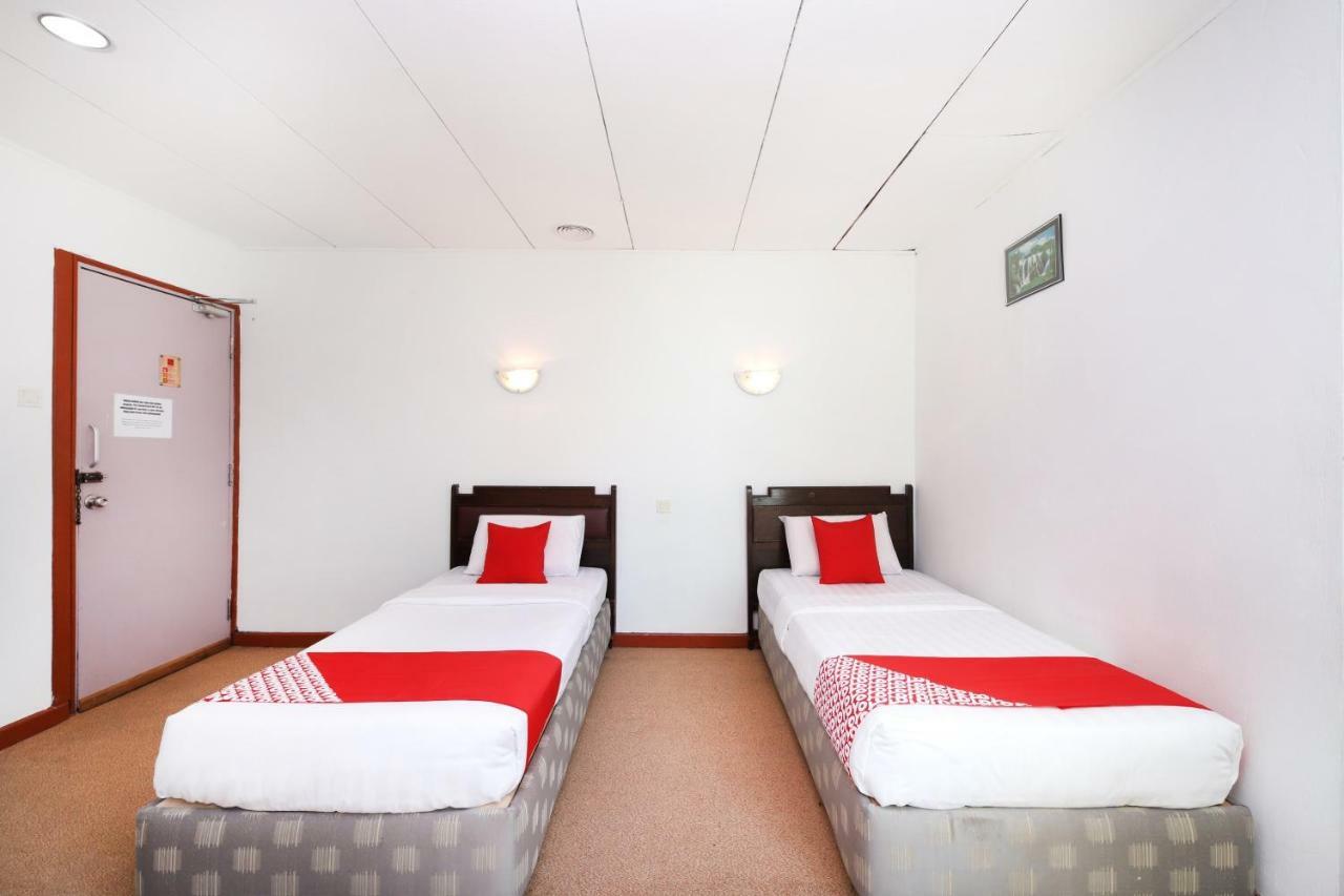 Oyo 699 Plaza 2* Kota Kinabalu